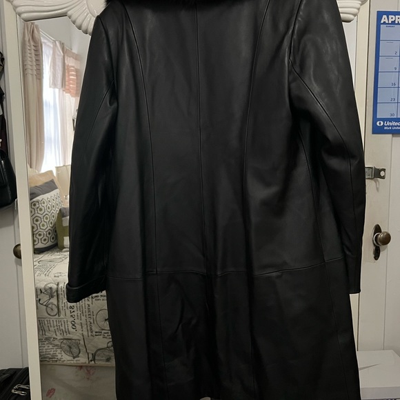Black Fur Leather Trench Jacket - Picture 3 of 4